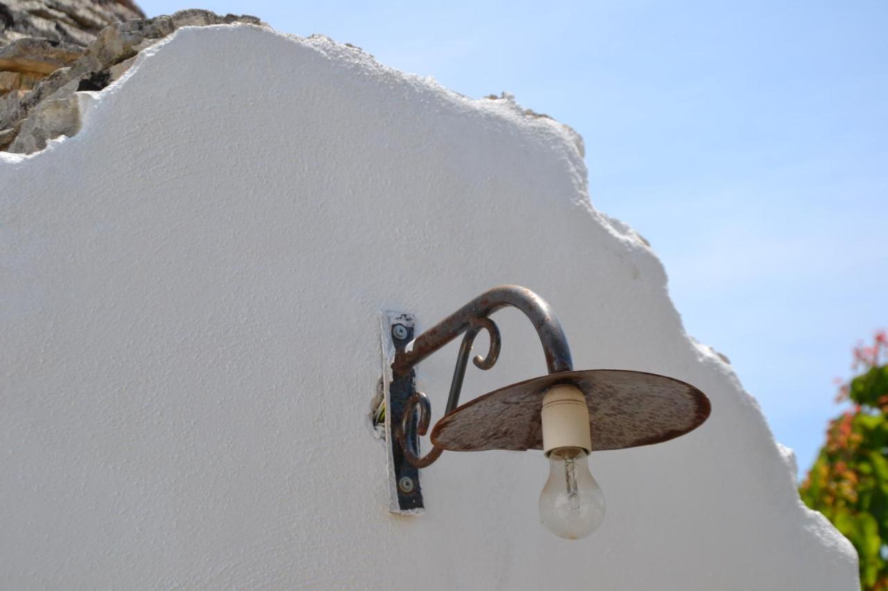 Hostal Trullo Piccola Contrada Locorotondo Exterior foto